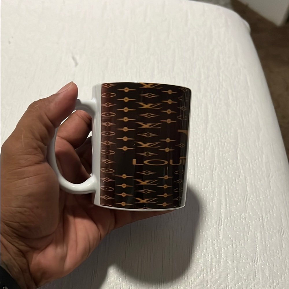 Louis Vuitton Brown Monogram Mug - Picture 5 of 5